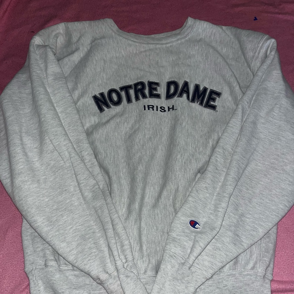 VINTAGE CHAMPION NOTRE DAME CREWNECK